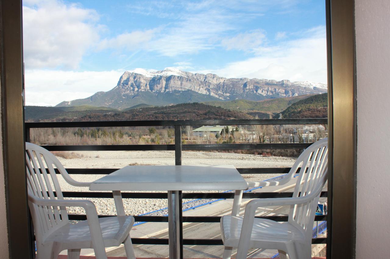 Apartamento Ainsa Pirineo Buitenkant foto